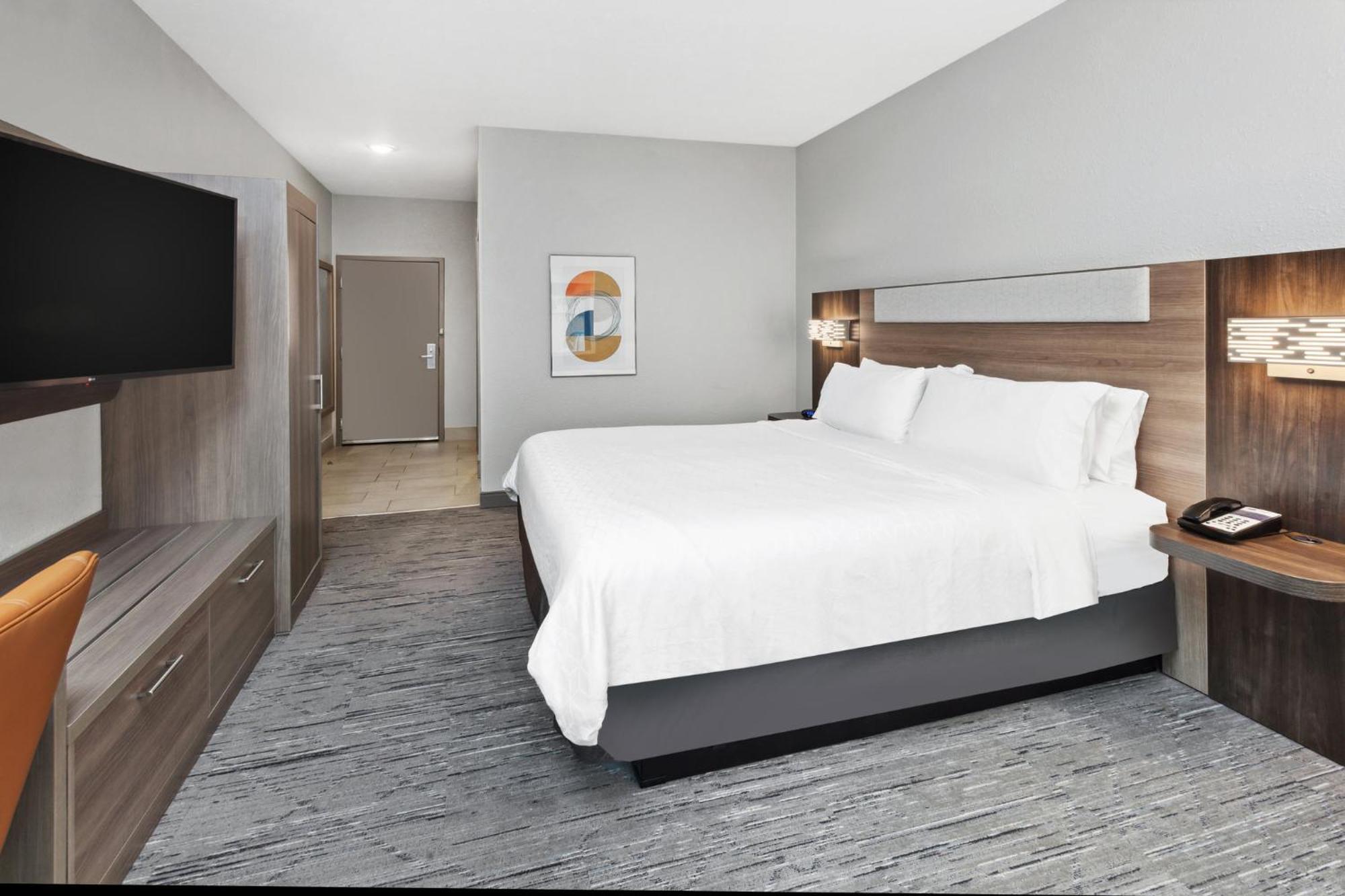 Holiday Inn Express Cleveland Airport - Brook Park By Ihg Dış mekan fotoğraf