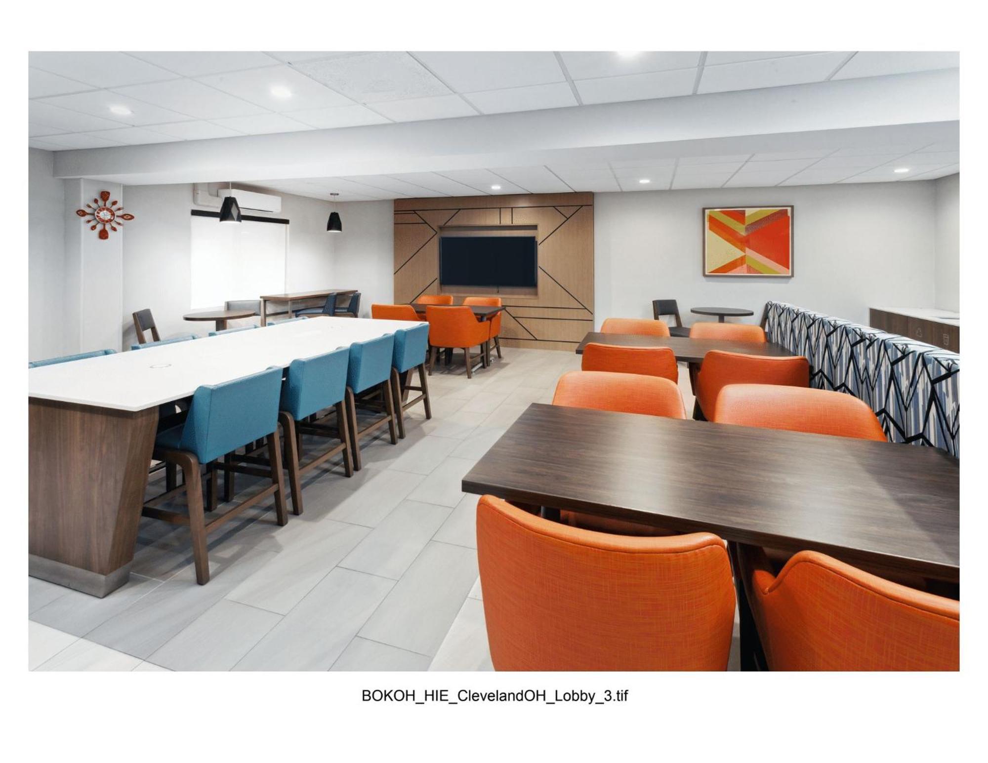 Holiday Inn Express Cleveland Airport - Brook Park By Ihg Dış mekan fotoğraf
